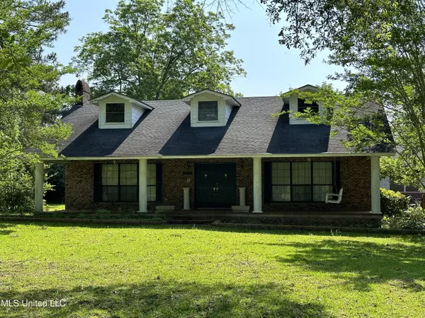 100 Coulter Road, Prentiss, MS 39474