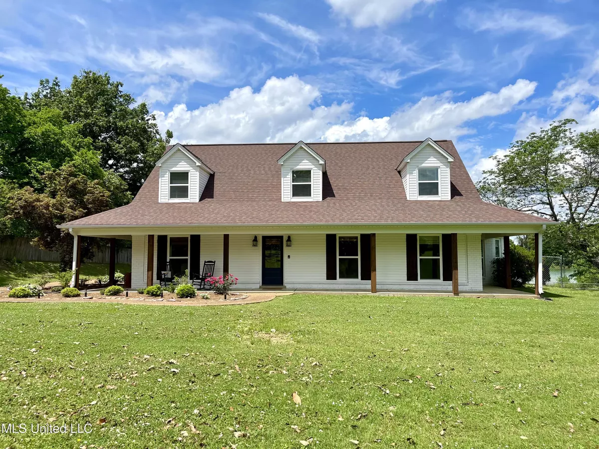 Hernando, MS 38632,1150 Middle Buster Road