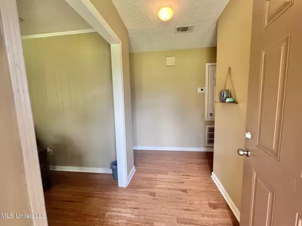 Braxton, MS 39044,3394 Simpson Hwy 149 South