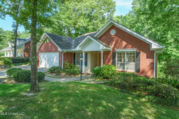 39 Saint Andrews, Hattiesburg, MS 39401