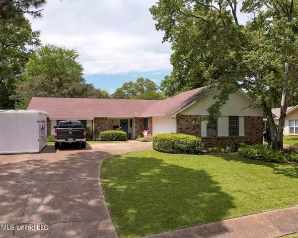 1509 Edgewood Place, Clinton, MS 39056