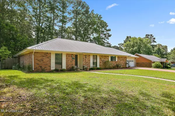 Brandon, MS 39042,132 Long Meadow Road