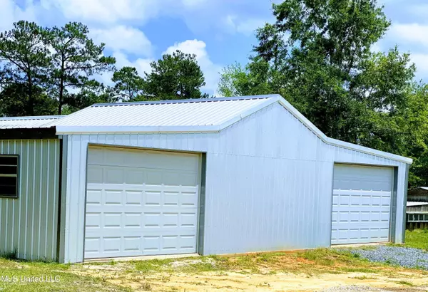 Poplarville, MS 39470,141 Whipatock Hollow Road