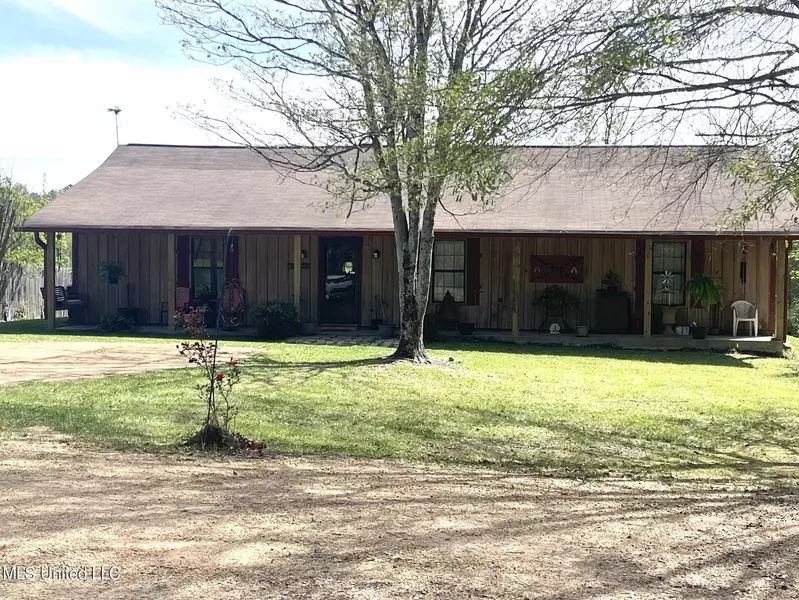 128 Mcdonald Cemetary Road, Collins, MS 39428