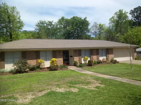 Jackson, MS 39211,1162 Greenbriar Street