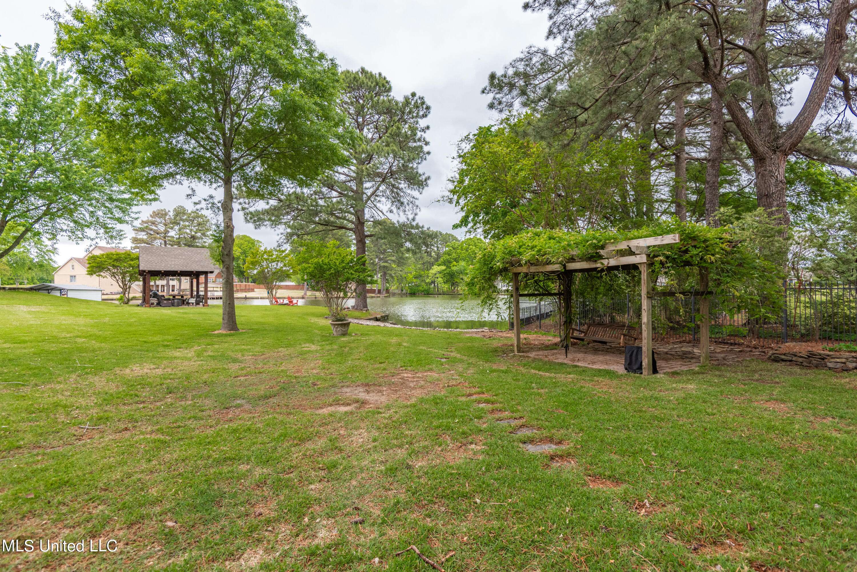 Olive Branch, MS 38654,9048 Lyon Cove