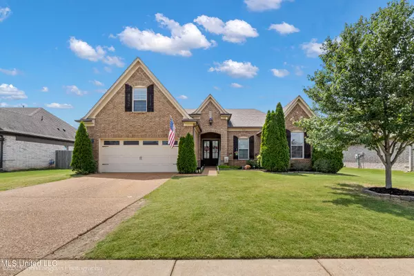 7167 Carriebrook Drive, Olive Branch, MS 38654