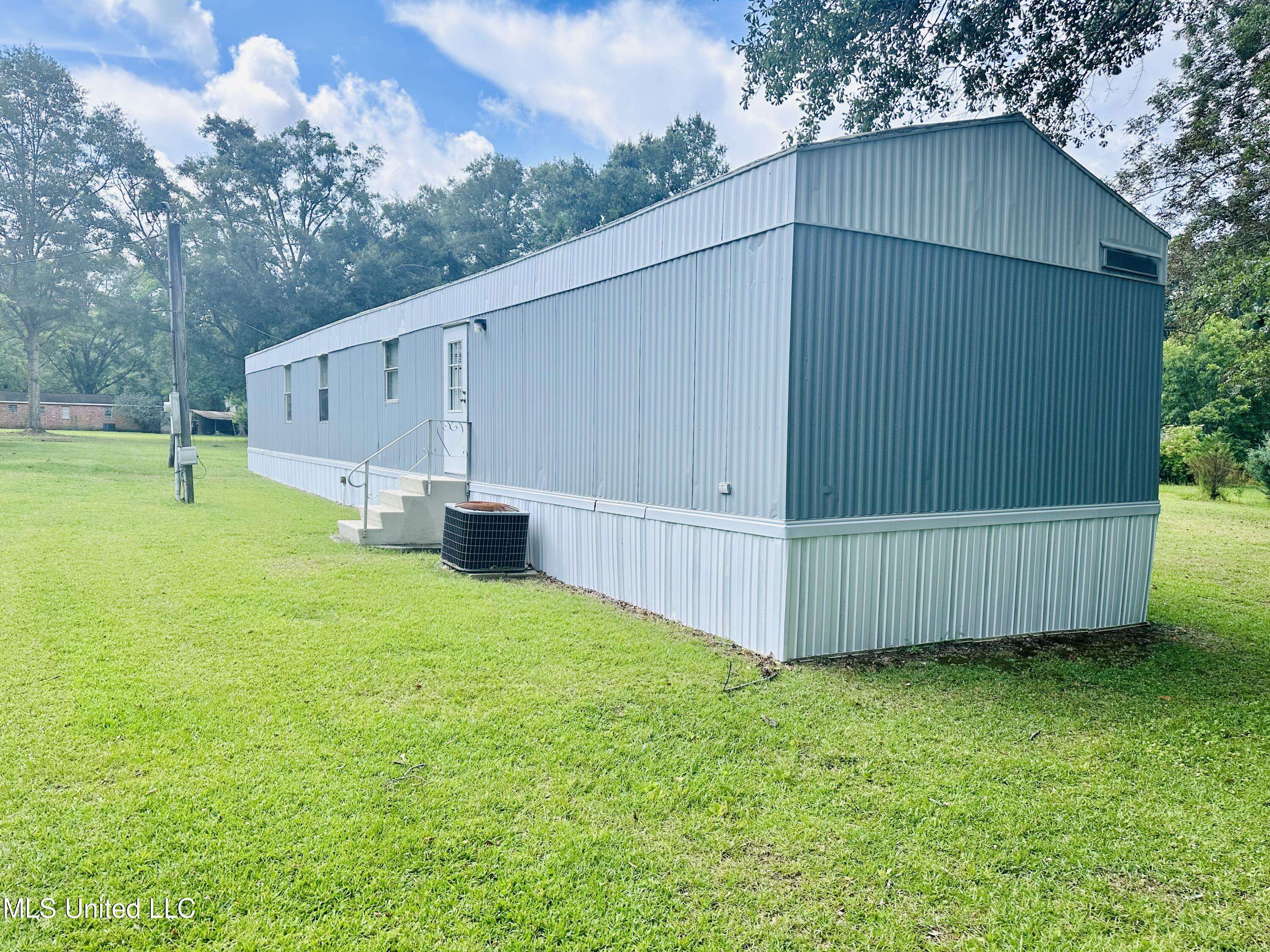 Carriere, MS 39426,162 Terry Lane