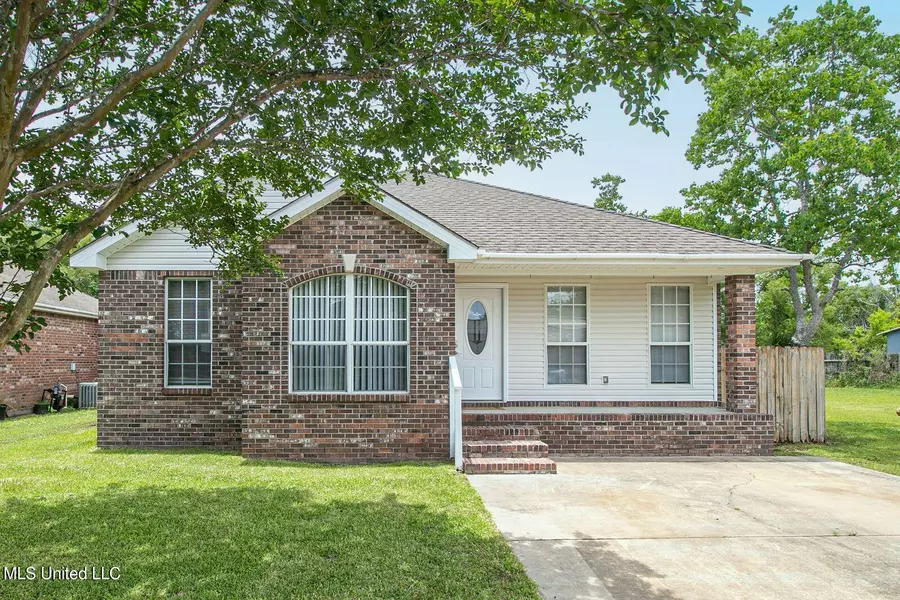 10057 Byrd Avenue, D'iberville, MS 39540