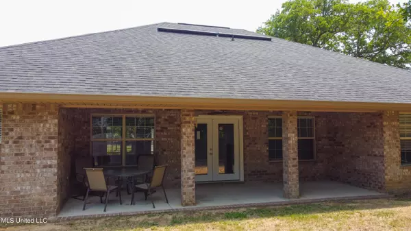 Ocean Springs, MS 39564,121 Cattail Lane