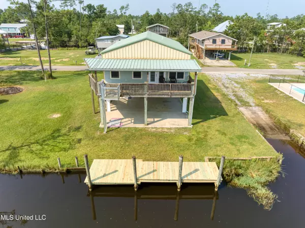 4142 Dolphin Street, Bay Saint Louis, MS 39520