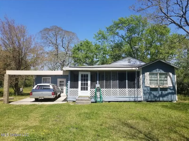 19108 Pineville Road, Long Beach, MS 39560