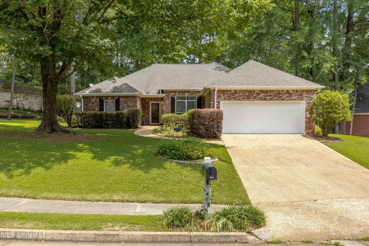 Ridgeland, MS 39157,394 Pinewood Lane