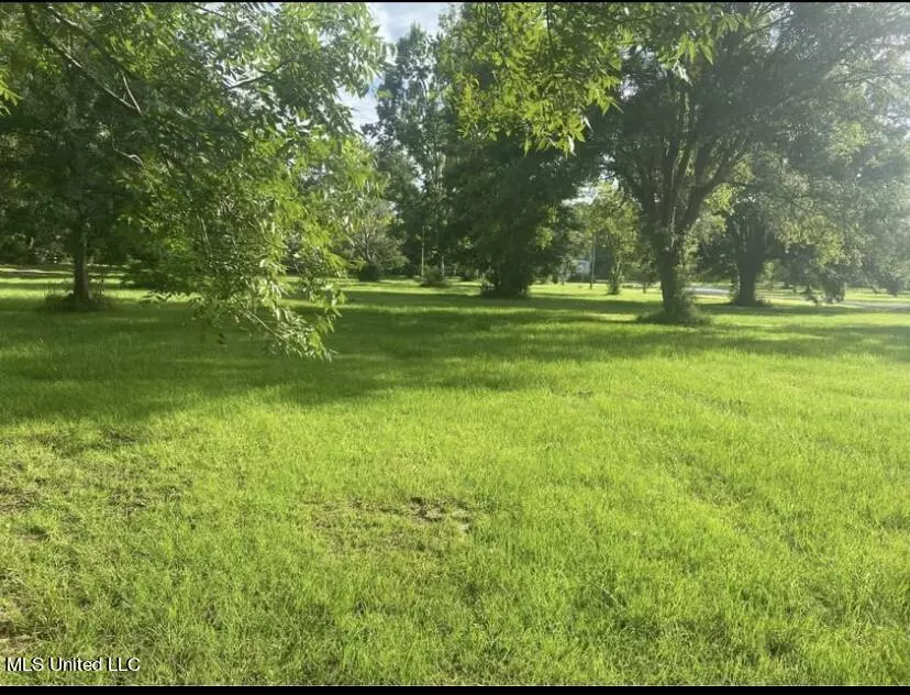 Ocean Springs, MS 39564,Fountainbleau Road