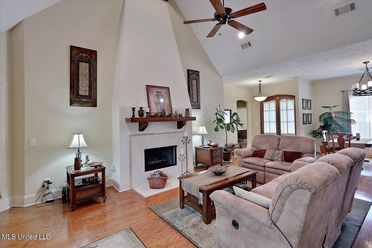 Brandon, MS 39047,156 Woodlands Glen Circle