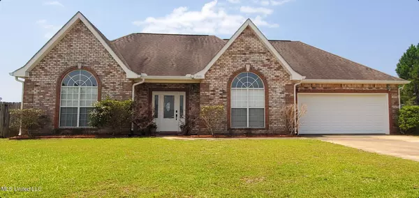 2929 Village Circle, Ocean Springs, MS 39564