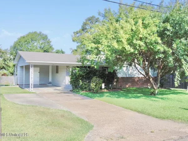 209 Saint Paul Street, Pearl, MS 39208