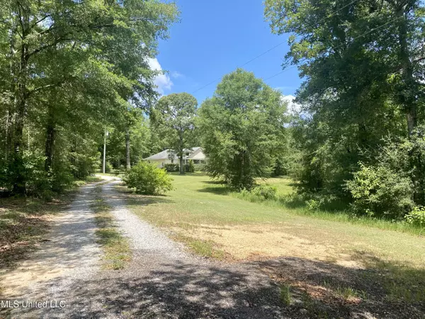 Lucedale, MS 39452,181 Rolling Woods Road
