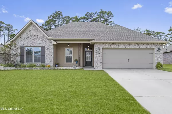 11685 Brookstone Drive, Ocean Springs, MS 39564