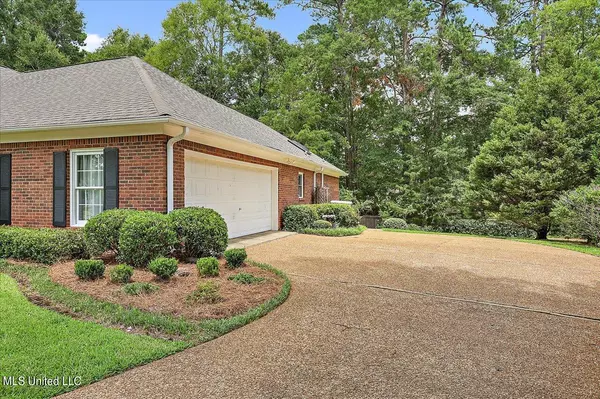 Madison, MS 39110,601 Inglenook Court