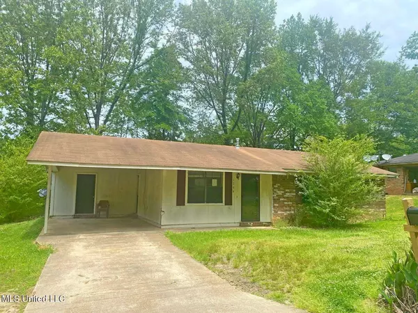 1294 Martin Luther King Jr Drive, Philadelphia, MS 39350