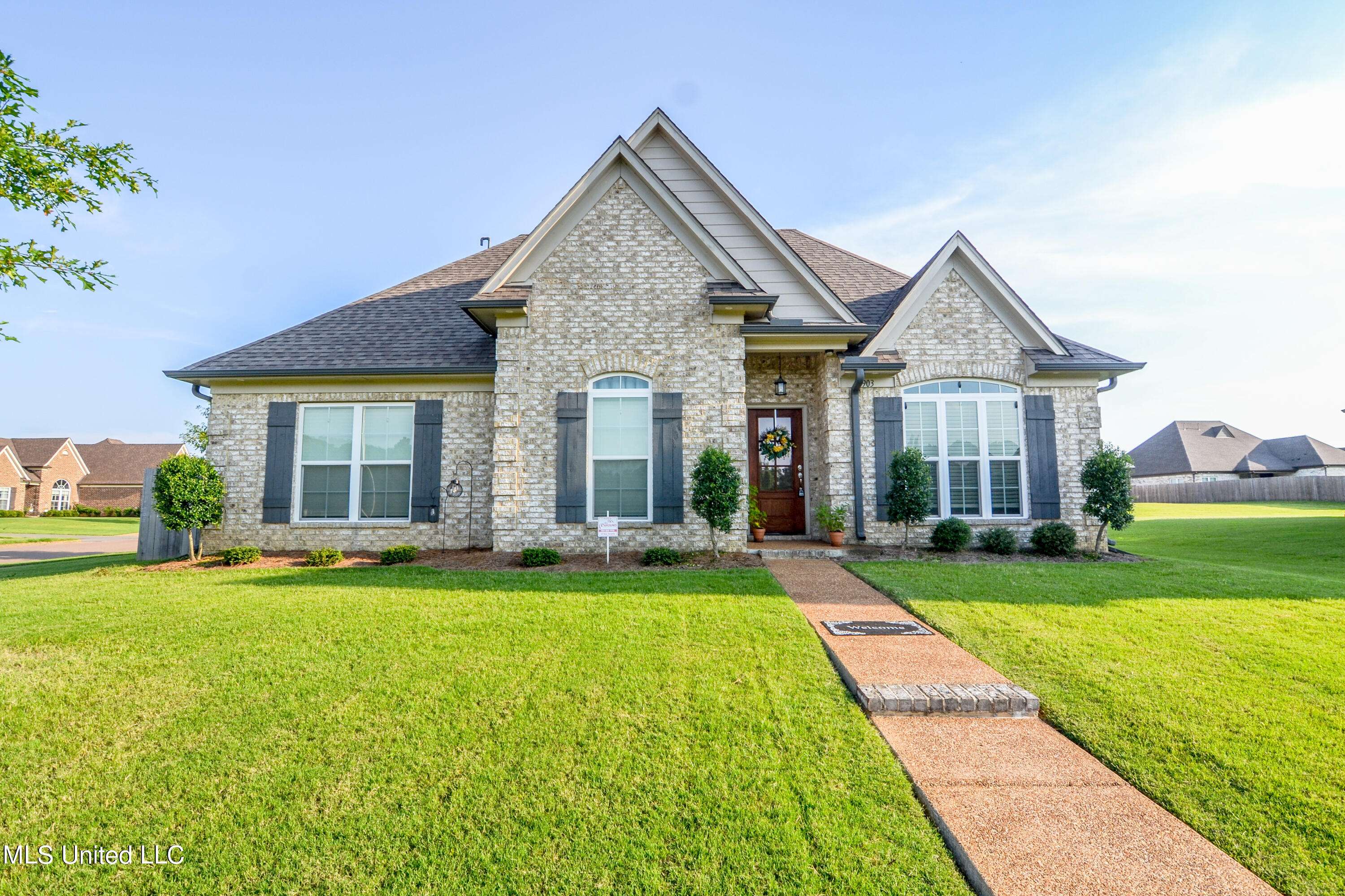 4903 W Margarette Circle, Olive Branch, MS 38654