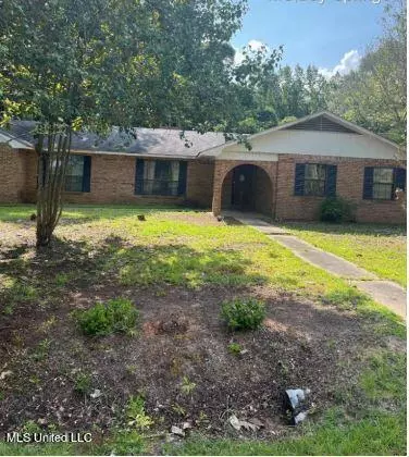 Bay Springs, MS 39422,139 Co Rd 2341