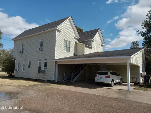 Indianola, MS 38751,106 E Augusta Street