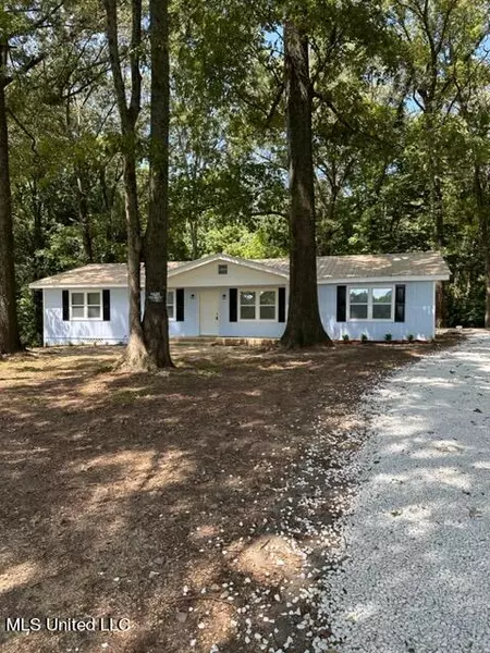 232 Walters Road, Pelahatchie, MS 39145