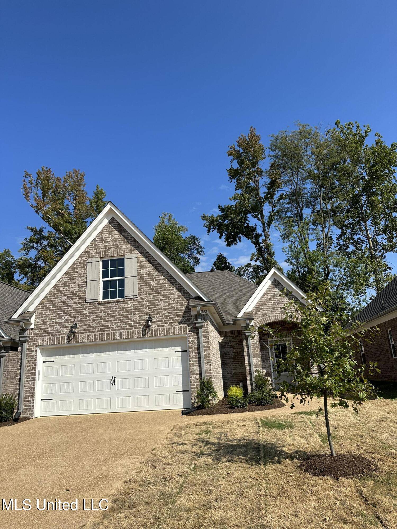 342 Flower Garden Drive, Southaven, MS 38671