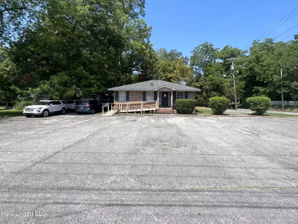 307 N Union Street, Ripley, MS 38663