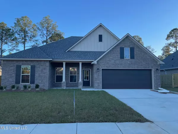 6837 Rolling Green Drive, Pass Christian, MS 39571