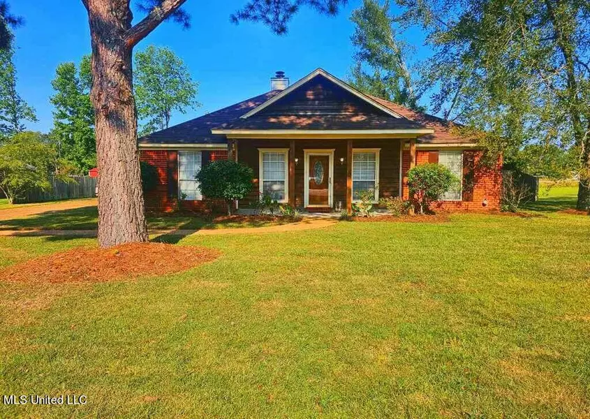 639 Southern Oaks Drive, Florence, MS 39073