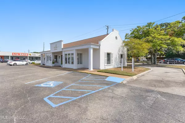 Gulfport, MS 39507,524 Courthouse Road