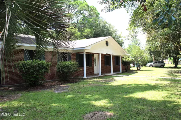 4611 Suffolk Street, Pascagoula, MS 39581