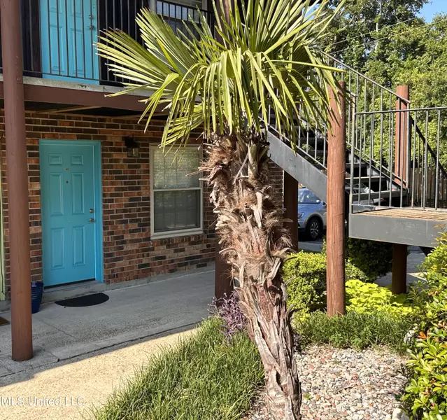 1550 E Second Street #O-83, Pass Christian, MS 39571