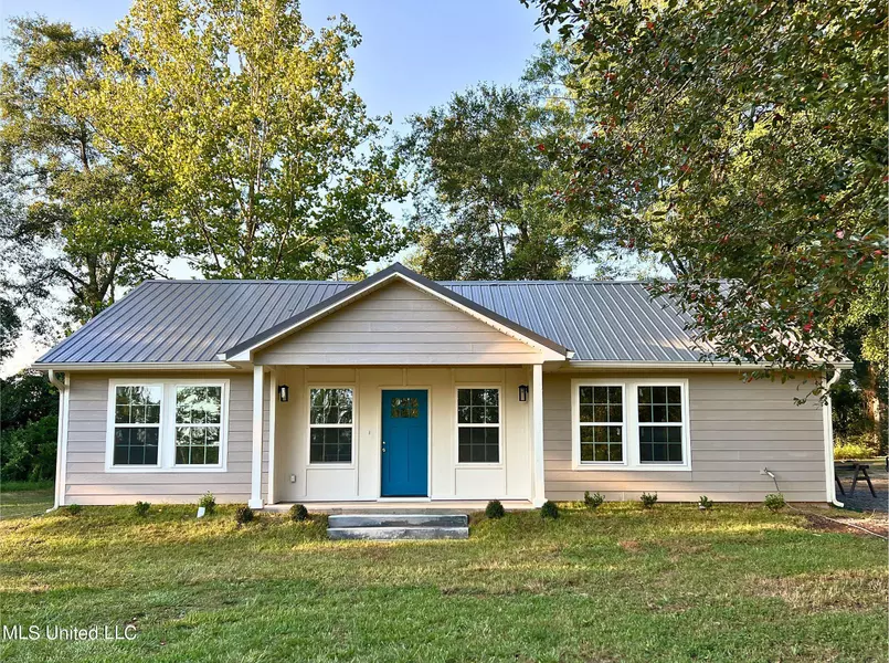 109 Beaver Dam Road, Mchenry, MS 39561