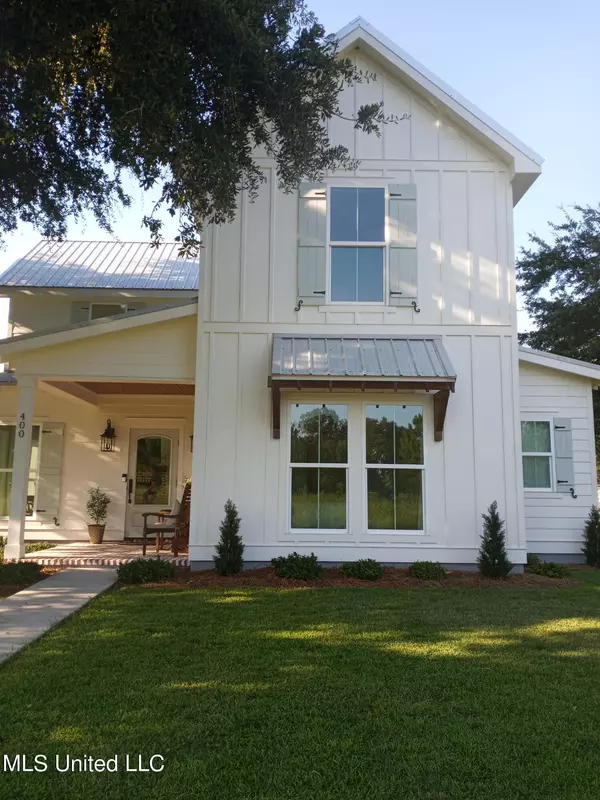 400 Thomas Shields Boulevard, Bay Saint Louis, MS 39520