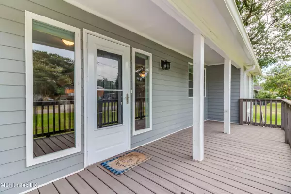 Long Beach, MS 39560,105 Thompson Drive