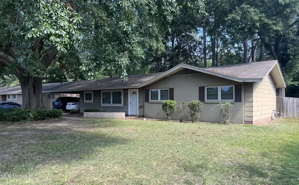 5126 Old Canton Road, Jackson, MS 39211