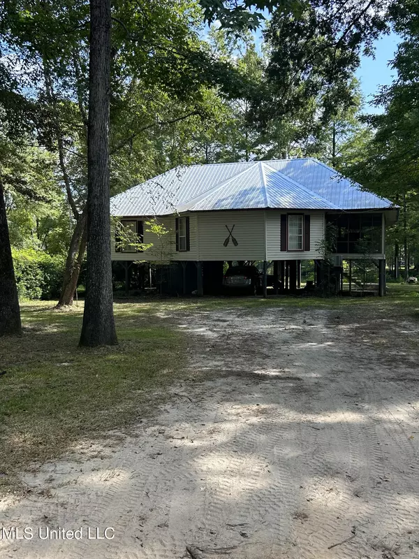 Lucedale, MS 39452,122 Beaver Dam Drive