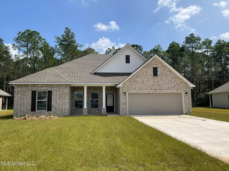 11480 Memphis Circle, Ocean Springs, MS 39564