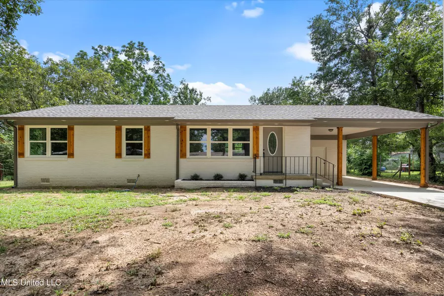 679 Coleman Avenue, Holly Springs, MS 38635