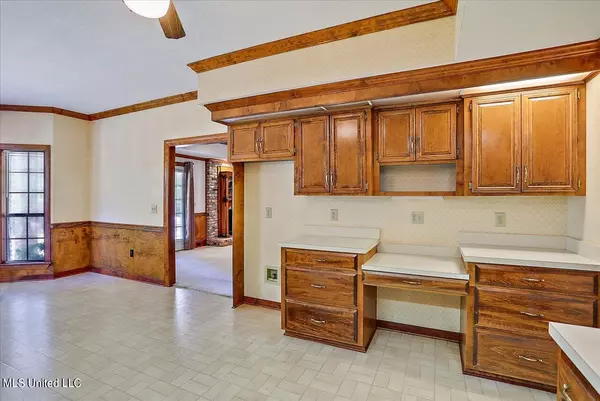 400 Richland Circle Richland, MS 39218