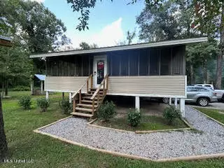 165 Plum Bluff Drive, Lucedale, MS 39452