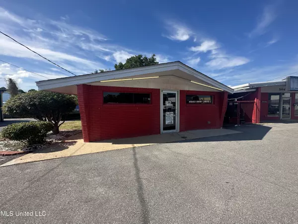 510 Pass Road, Gulfport, MS 39507