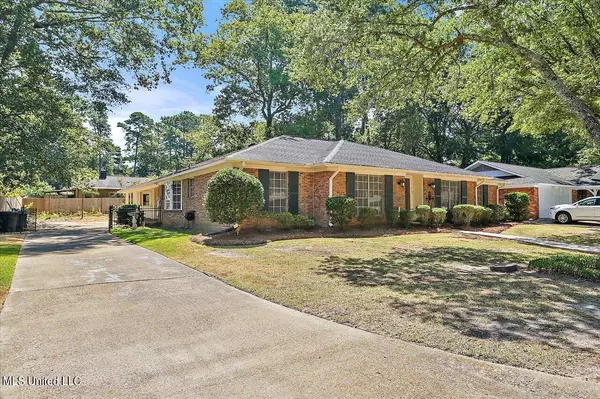 Brandon, MS 39042,112 Long Meadow Road