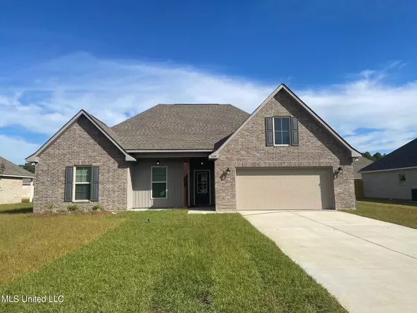 11489 Memphis Circle, Ocean Springs, MS 39564