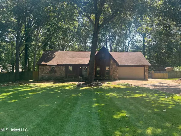 2640 Maple Hill Drive, Nesbit, MS 38651