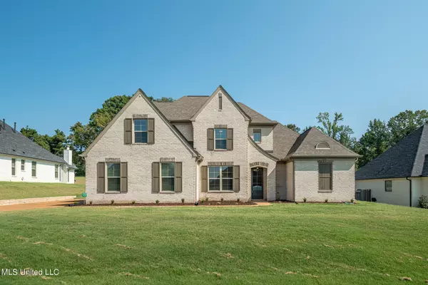 4164 Bakersfield Drive, Nesbit, MS 38651